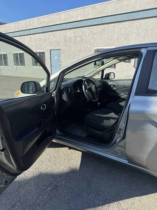 2014 Nissan Versa - Image 6 of 9