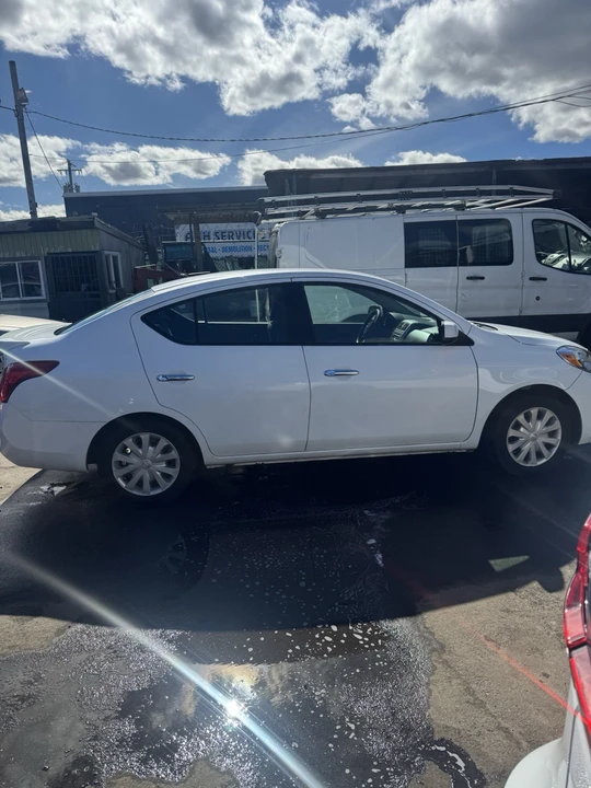 2014 Nissan Versa - Image 3 of 12