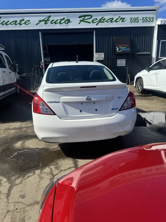 2014 Nissan Versa - Image 4 of 12