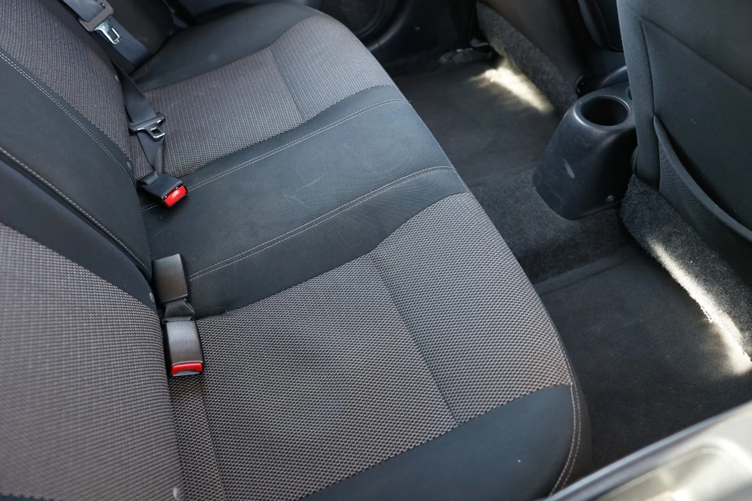 2014 Nissan Versa - Image 12 of 12