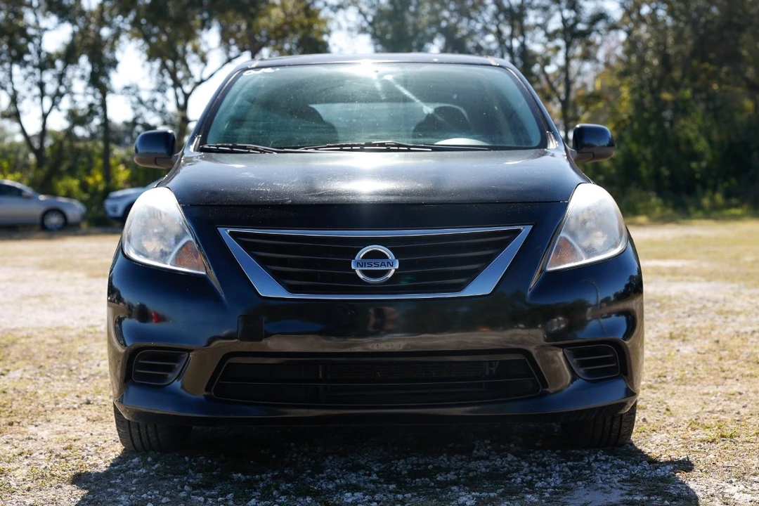 2014 Nissan Versa - Image 19 of 21