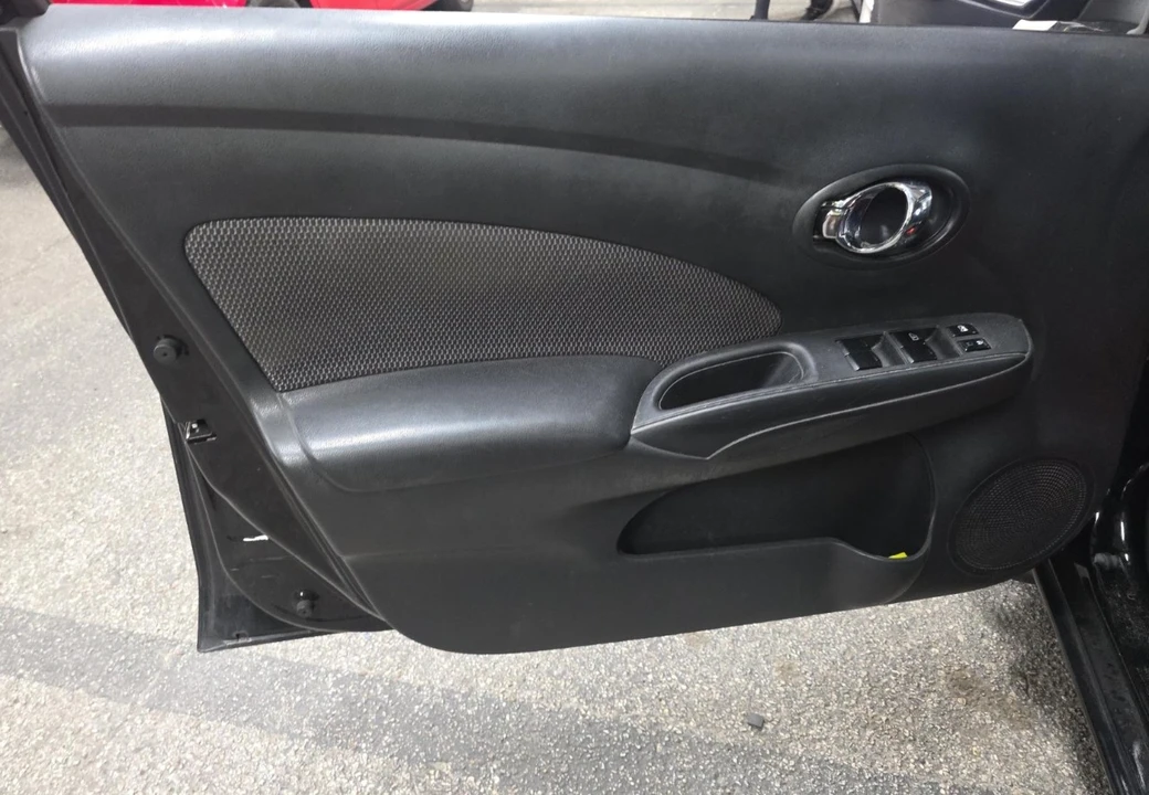 2014 Nissan Versa - Image 12 of 12