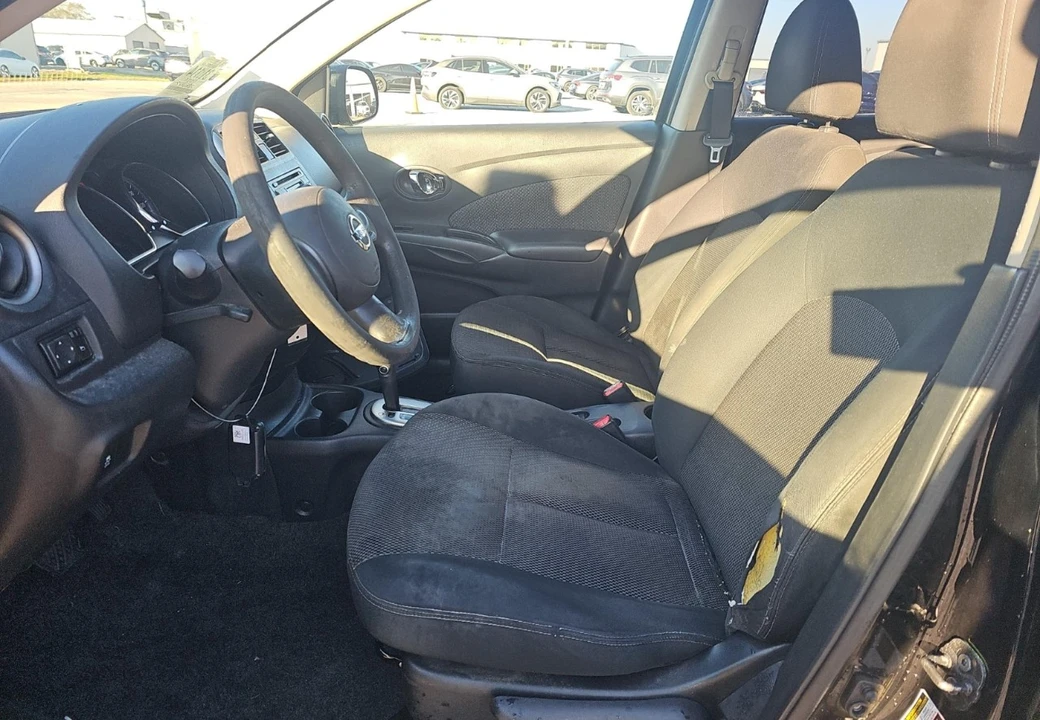 2014 Nissan Versa - Image 9 of 12