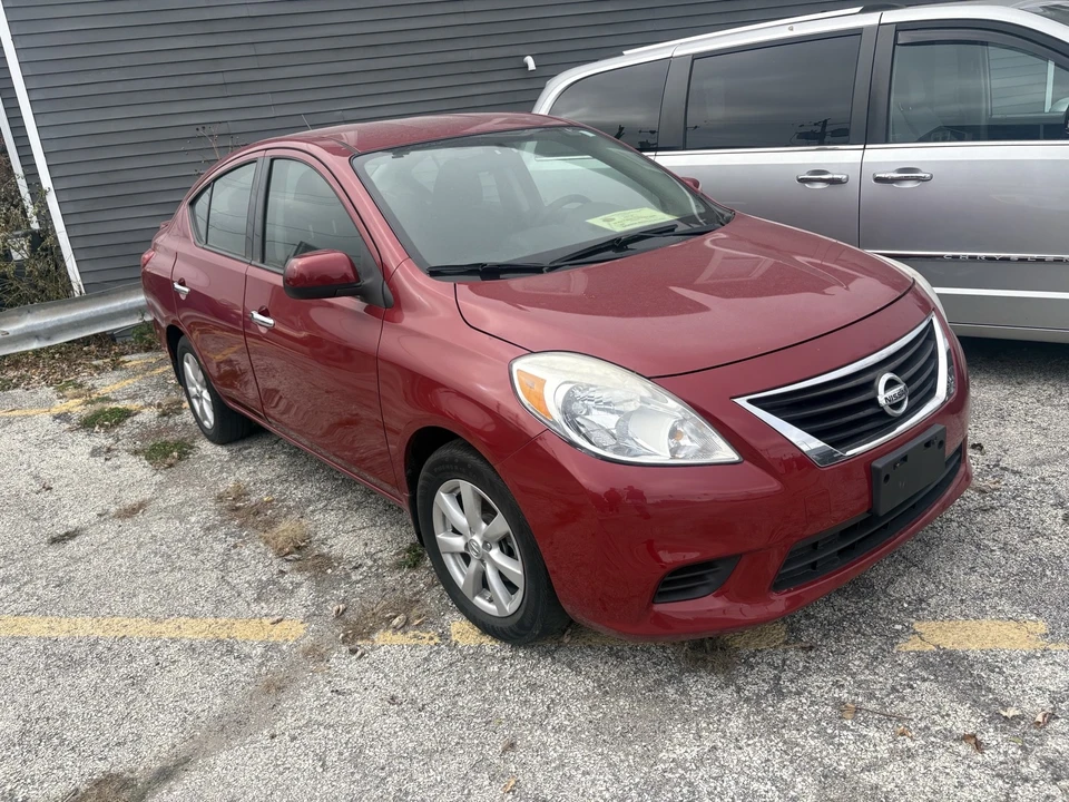 2014 Nissan Versa - Image 3 of 5