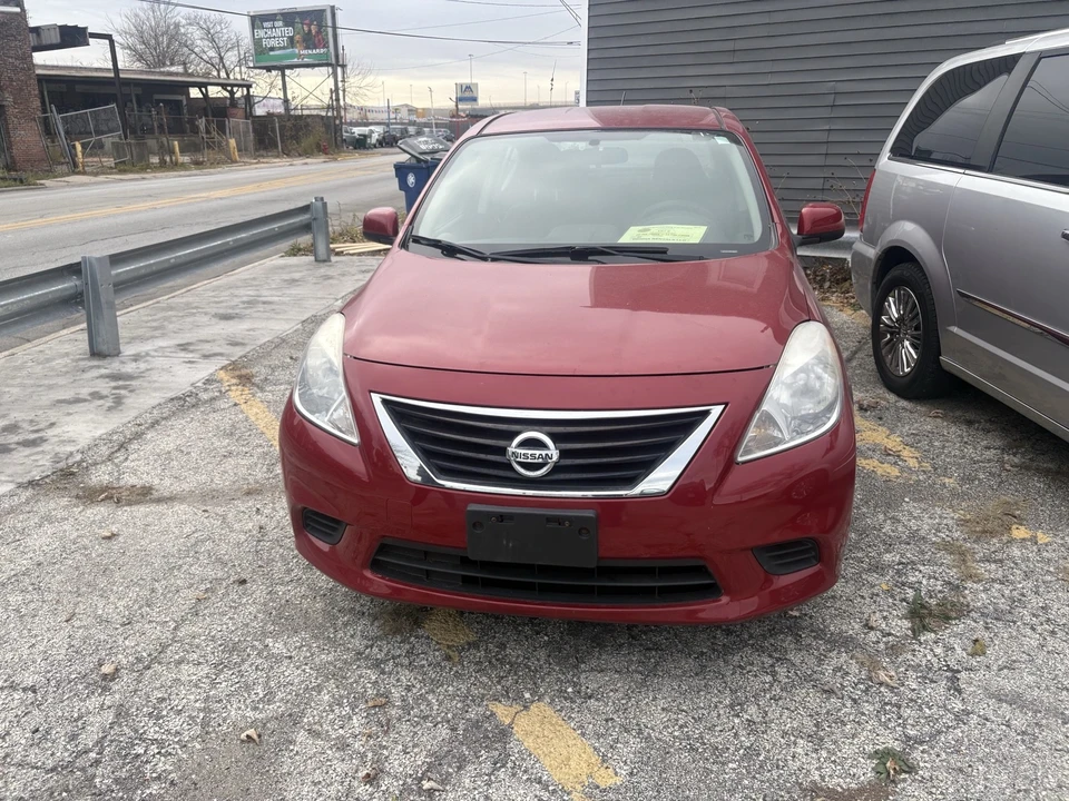 2014 Nissan Versa - Image 2 of 5