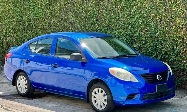 2014 Nissan Versa - Image 12 of 14