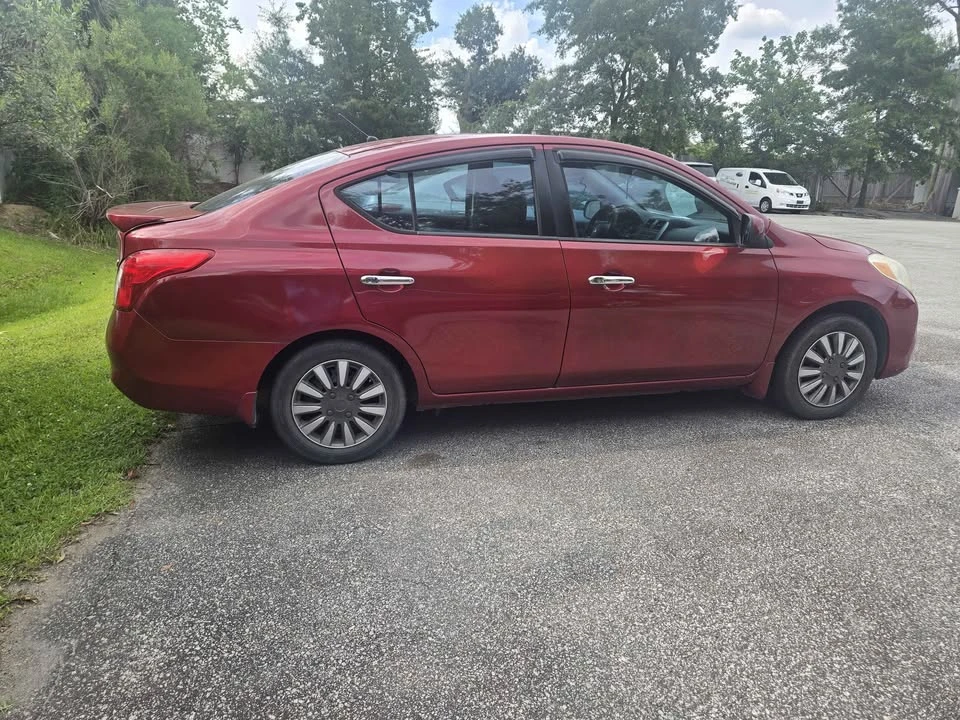 2014 Nissan Versa - Image 4 of 11