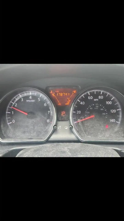 2014 Nissan Versa - Image 11 of 11