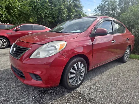2014 Nissan Versa S Sedan 4D