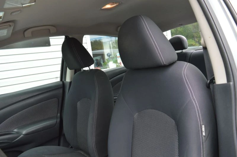 2014 Nissan Versa - Image 11 of 12
