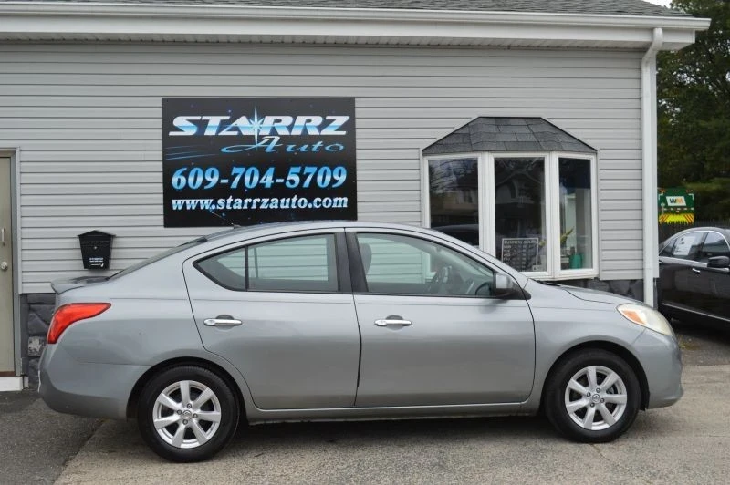 2014 Nissan Versa - Image 6 of 12