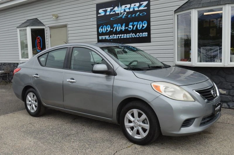 2014 Nissan Versa - Image 7 of 12