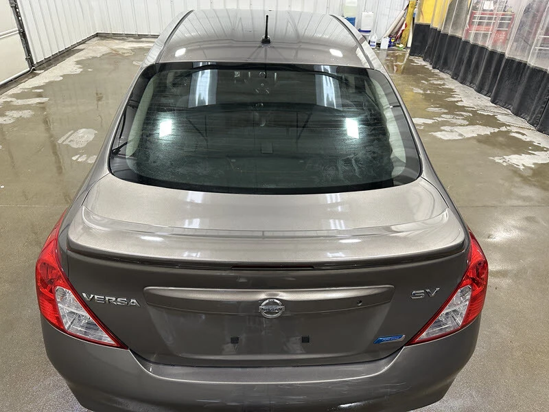2014 Nissan Versa - Image 14 of 21