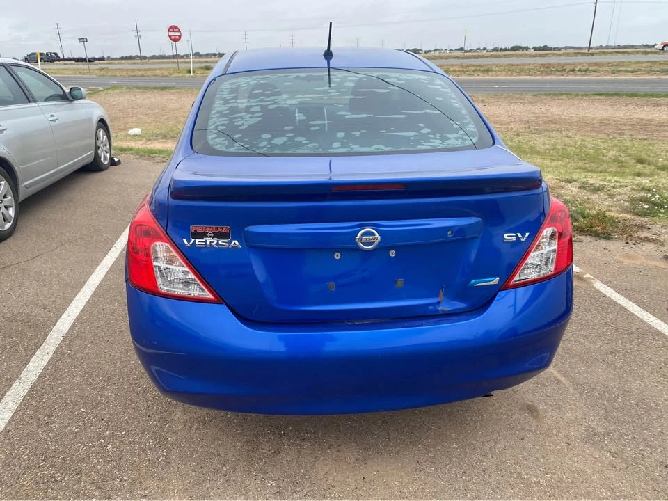 2014 Nissan Versa - Image 4 of 7