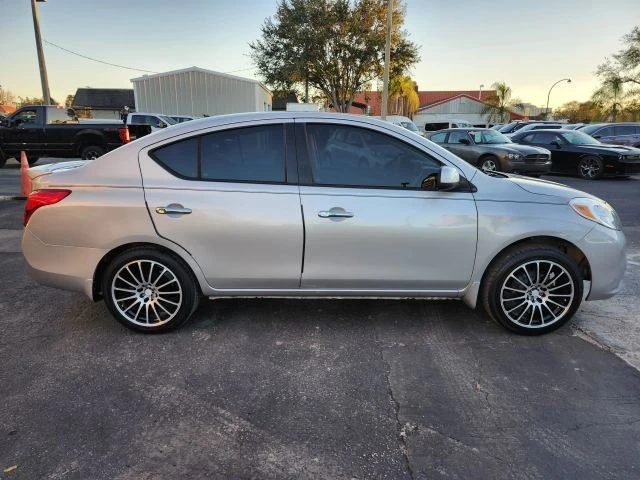 2014 Nissan Versa - Image 4 of 21