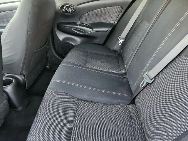 2014 Nissan Versa - Image 15 of 21