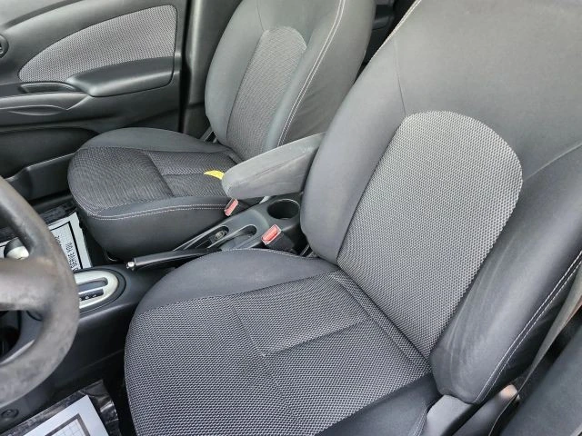 2014 Nissan Versa - Image 13 of 21