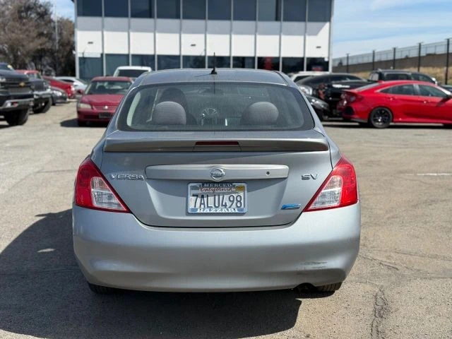 2014 Nissan Versa - Image 4 of 21