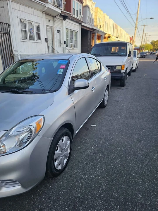 2014 Nissan Versa - Image 5 of 13