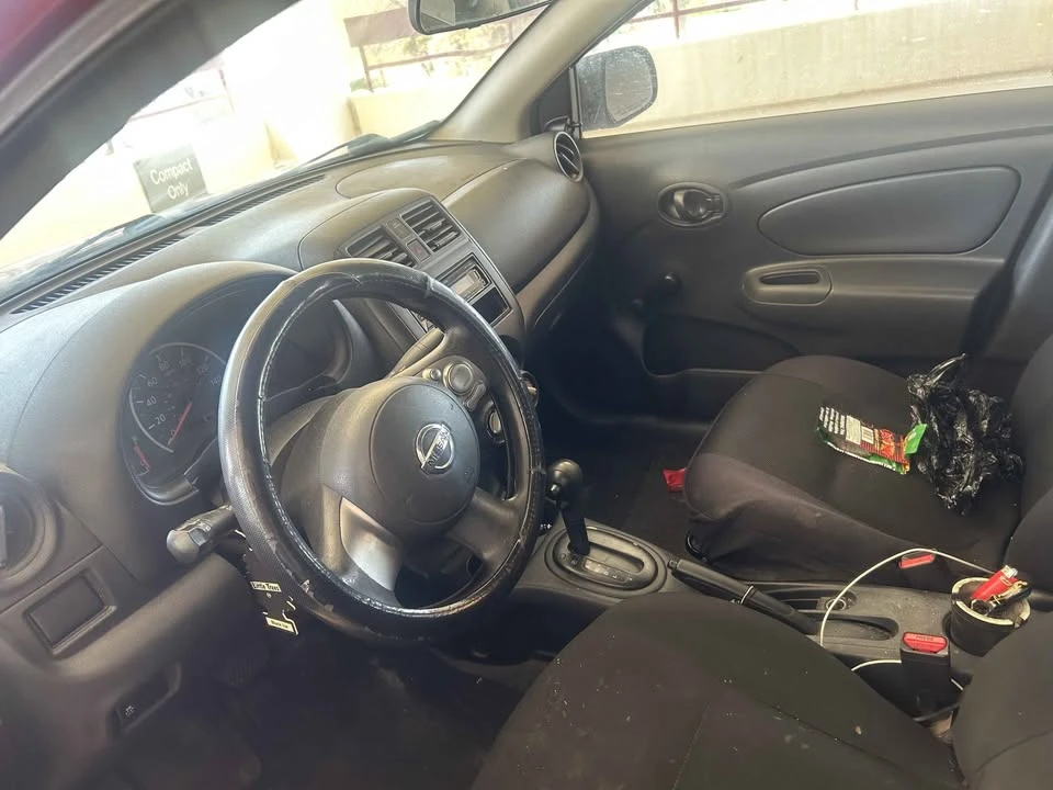 2014 Nissan Versa - Image 5 of 7