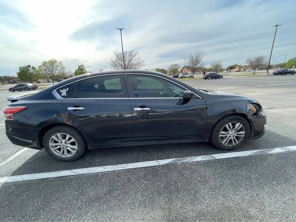 2014 Nissan Altima 5th Gen - Image 2 of 8