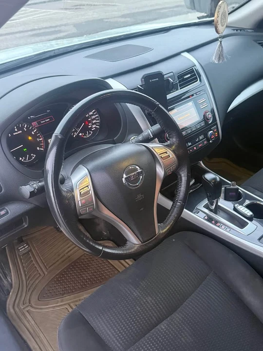 2014 Nissan Altima 5th Gen - Image 9 of 16
