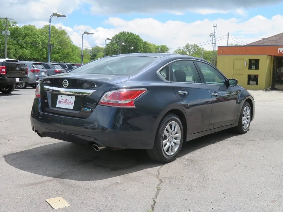 2014 Nissan Altima 5th Gen - Image 4 of 5