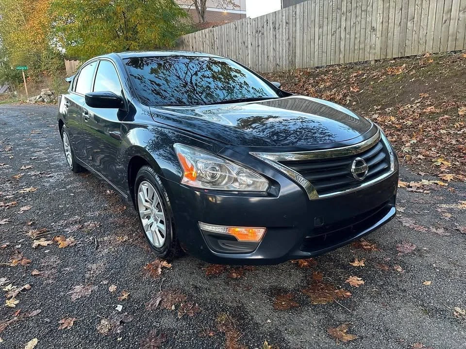 2014 Nissan Altima 5th Gen - Image 2 of 13