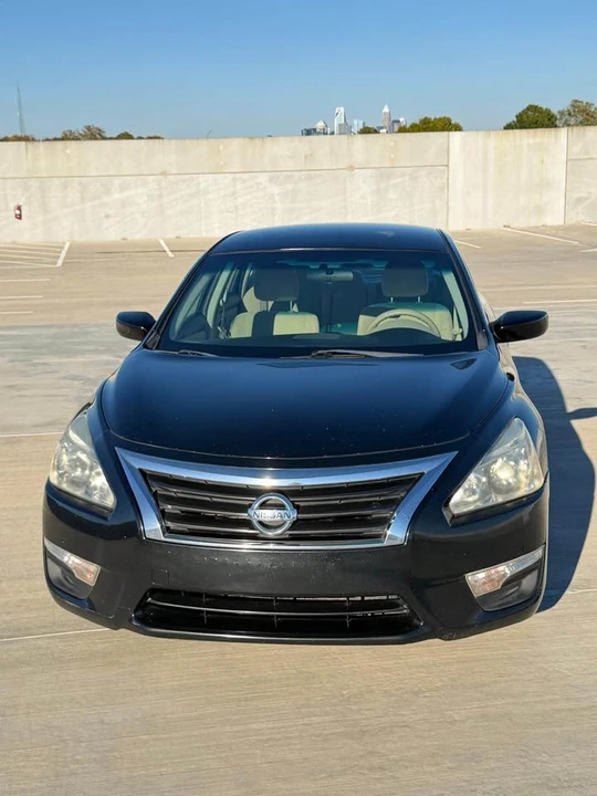 2014 Nissan Altima 5th Gen - Image 2 of 12