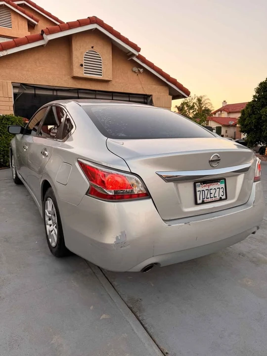 2014 Nissan Altima 5th Gen - Image 4 of 11