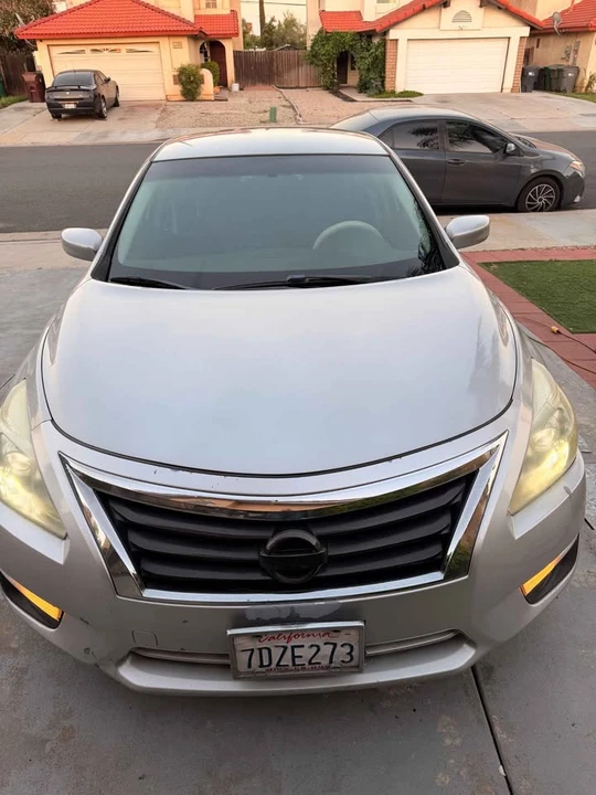 2014 Nissan Altima 5th Gen - Image 5 of 11