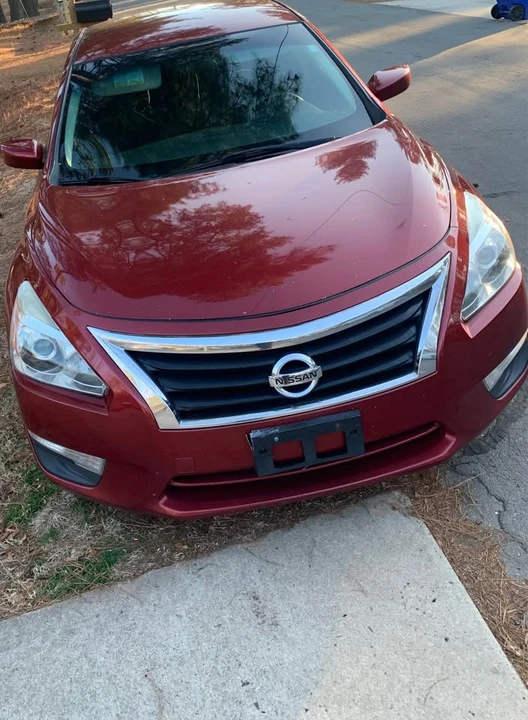 2014 Nissan Altima 5th Gen - Image 2 of 4