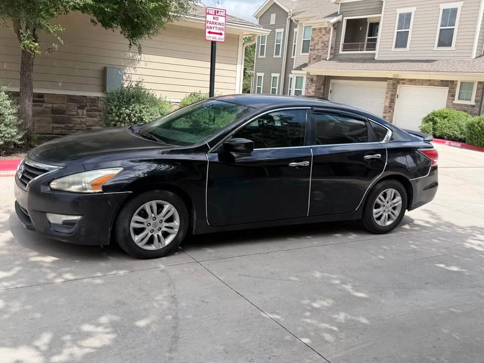 2014 Nissan Altima 5th Gen - Image 4 of 11