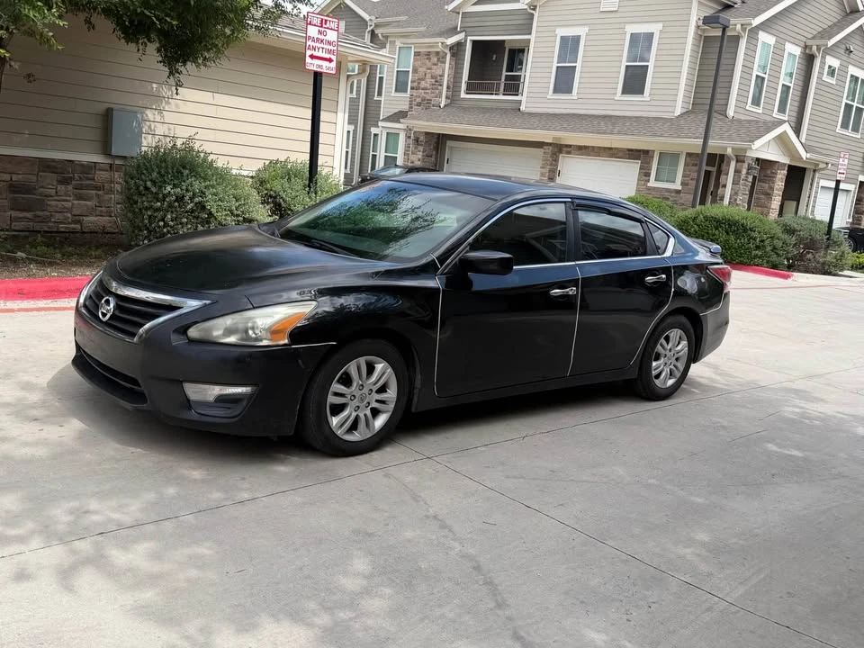 2014 Nissan Altima 5th Gen - Image 3 of 11
