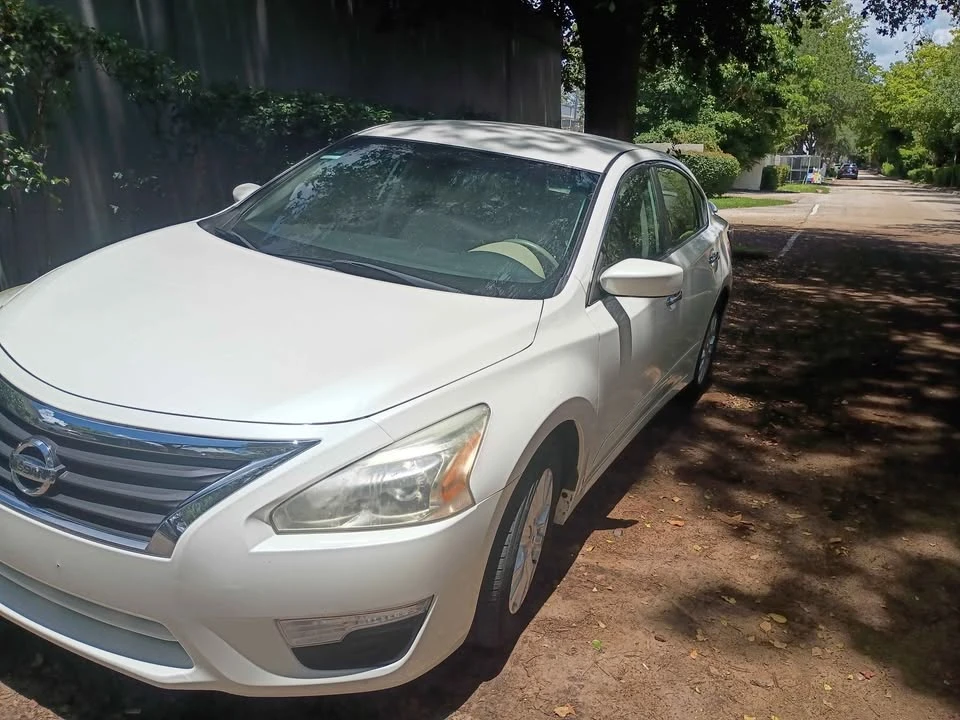 2014 Nissan Altima 5th Gen - Image 2 of 8