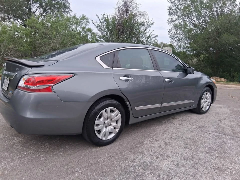 2014 Nissan Altima 5th Gen - Image 4 of 12