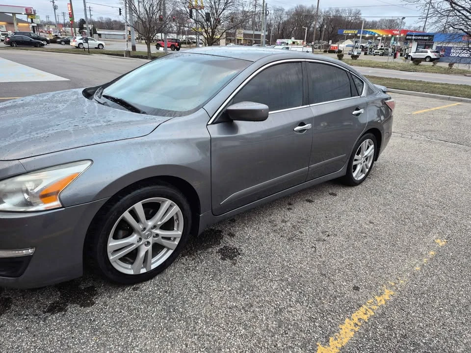 2014 Nissan Altima 5th Gen - Image 5 of 14