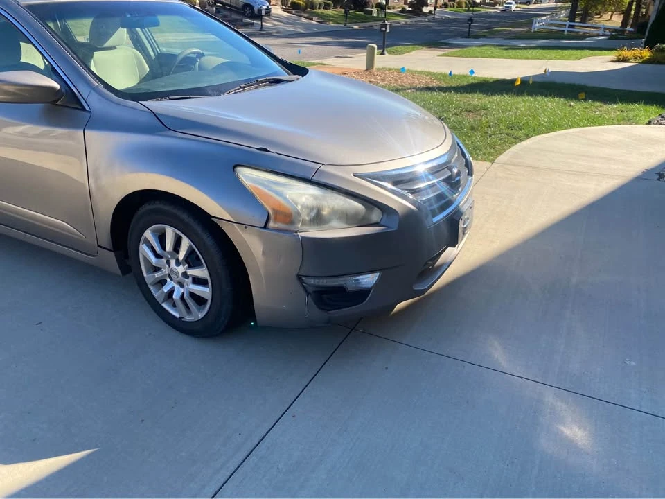 2014 Nissan Altima 5th Gen - Image 2 of 6