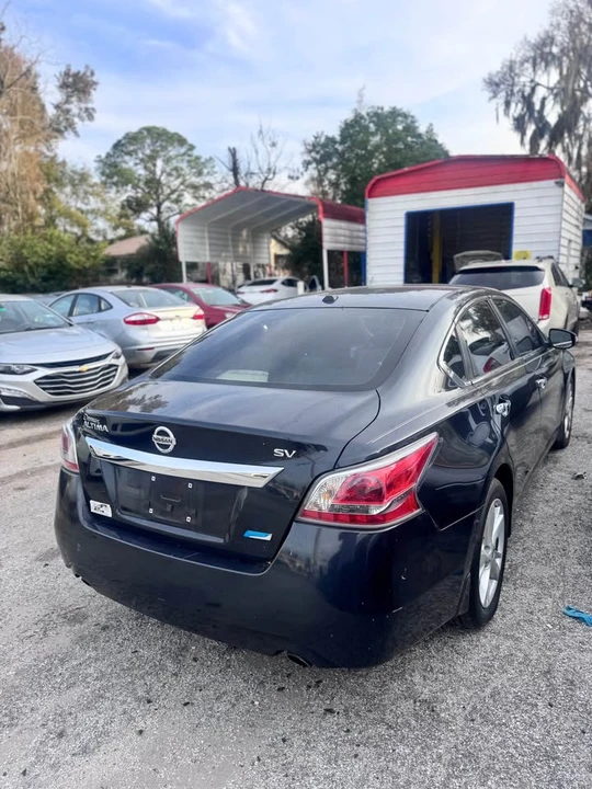 2014 Nissan Altima 5th Gen - Image 5 of 9