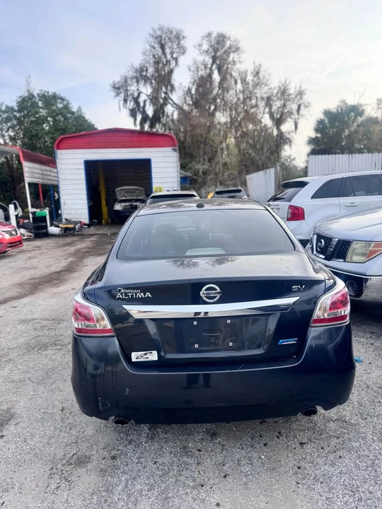 2014 Nissan Altima 5th Gen - Image 6 of 9