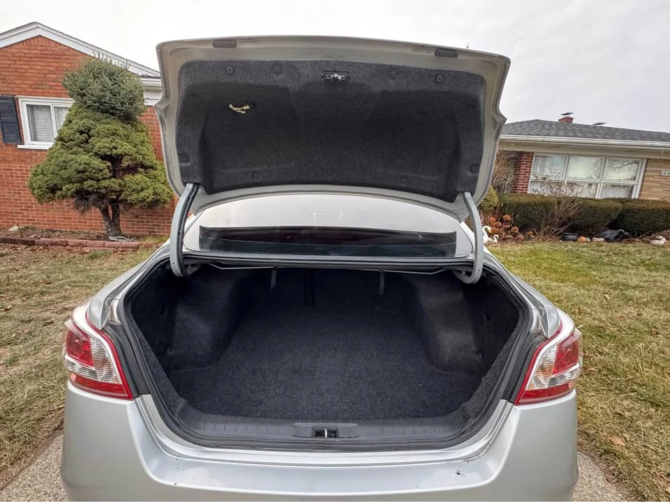 2014 Nissan Altima 5th Gen - Image 11 of 15