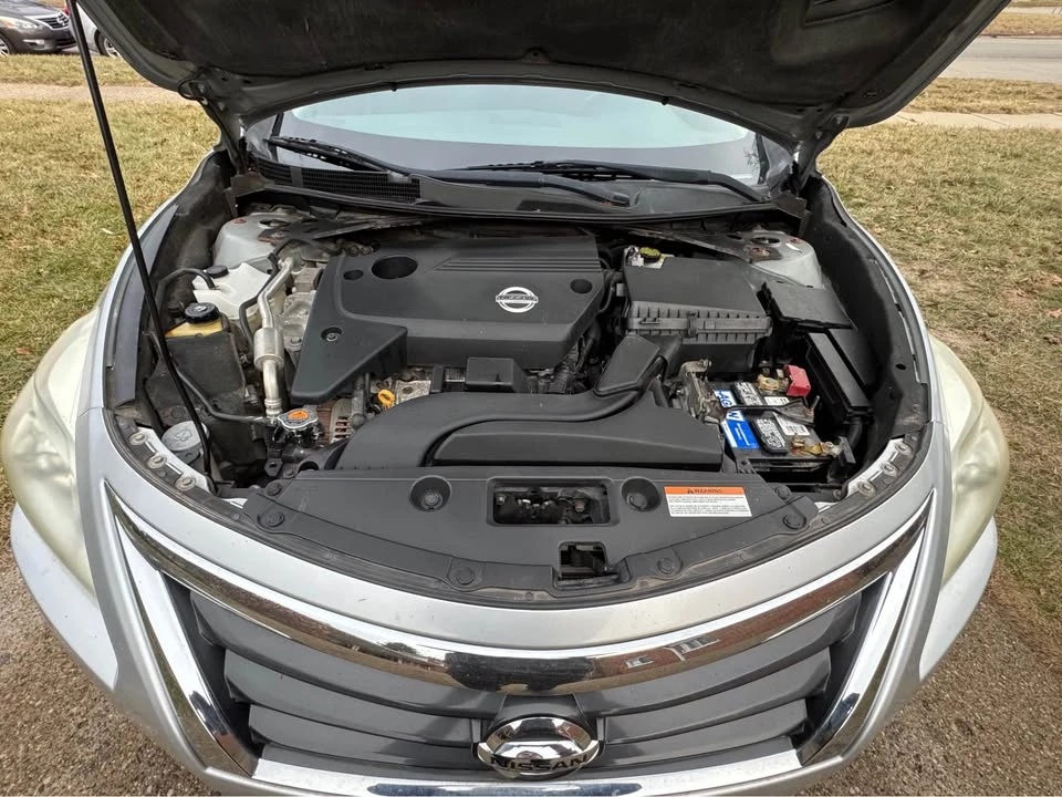 2014 Nissan Altima 5th Gen - Image 13 of 15