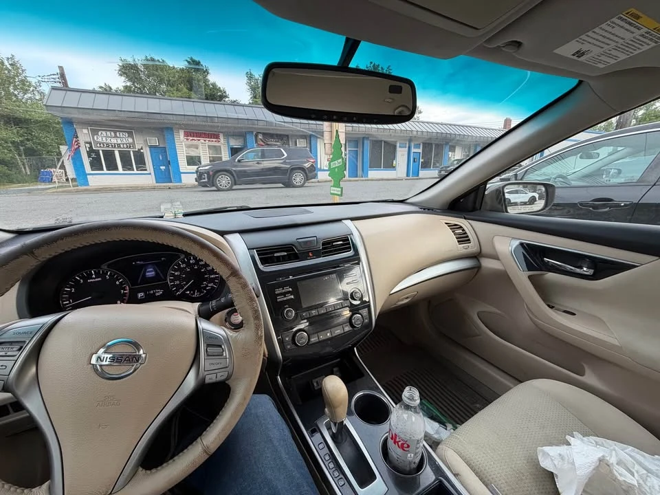 2014 Nissan Altima 5th Gen - Image 2 of 8