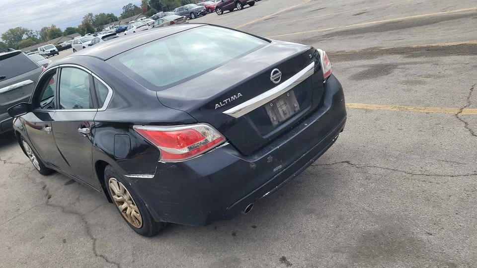 2014 Nissan Altima 5th Gen - Image 4 of 4