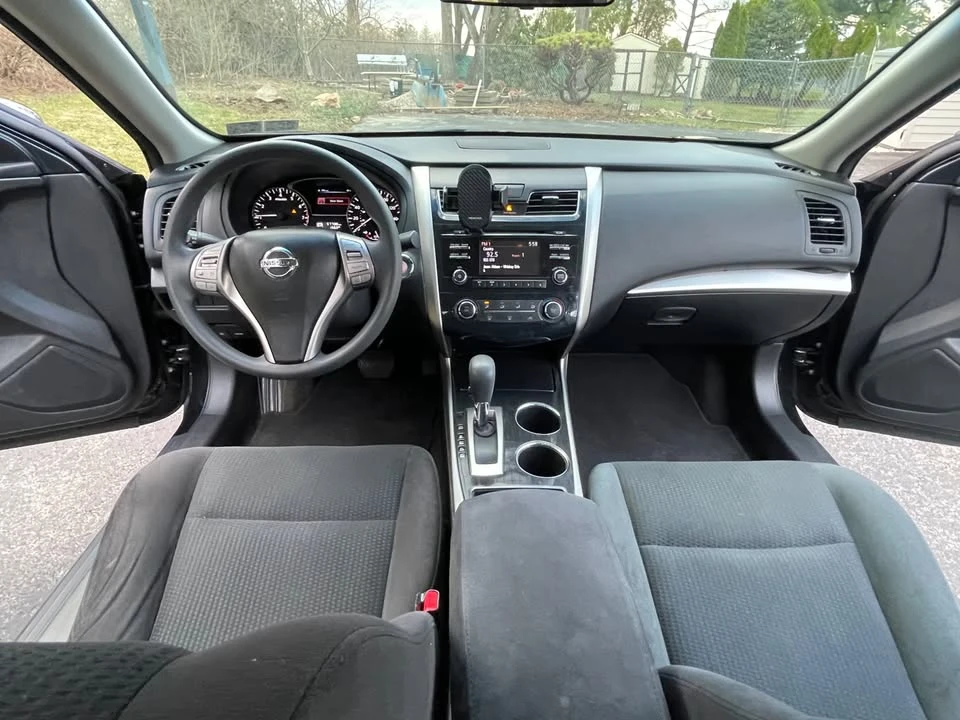 2014 Nissan Altima 5th Gen - Image 17 of 18