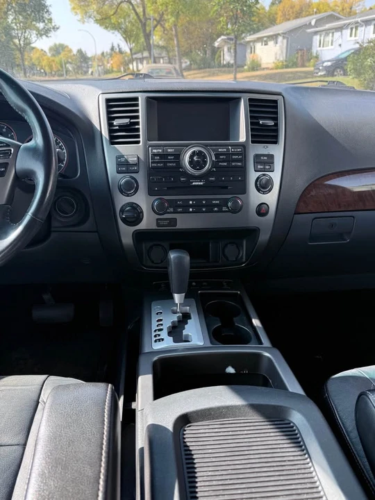 2014 Nissan Armada - Image 6 of 9