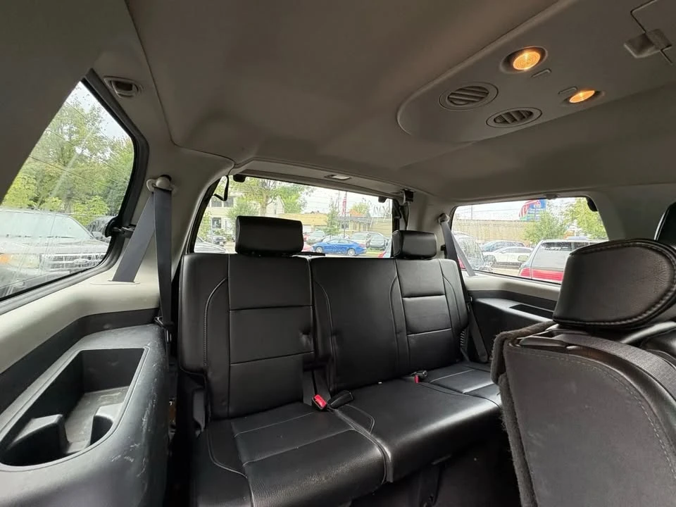 2014 Nissan Armada - Image 12 of 20