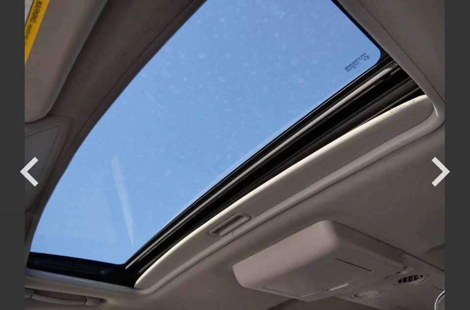 2014 Nissan Armada - Image 14 of 17