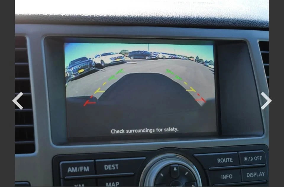 2014 Nissan Armada - Image 15 of 17