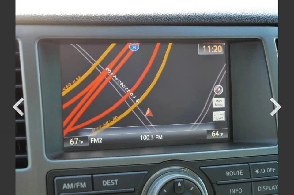 2014 Nissan Armada - Image 12 of 17
